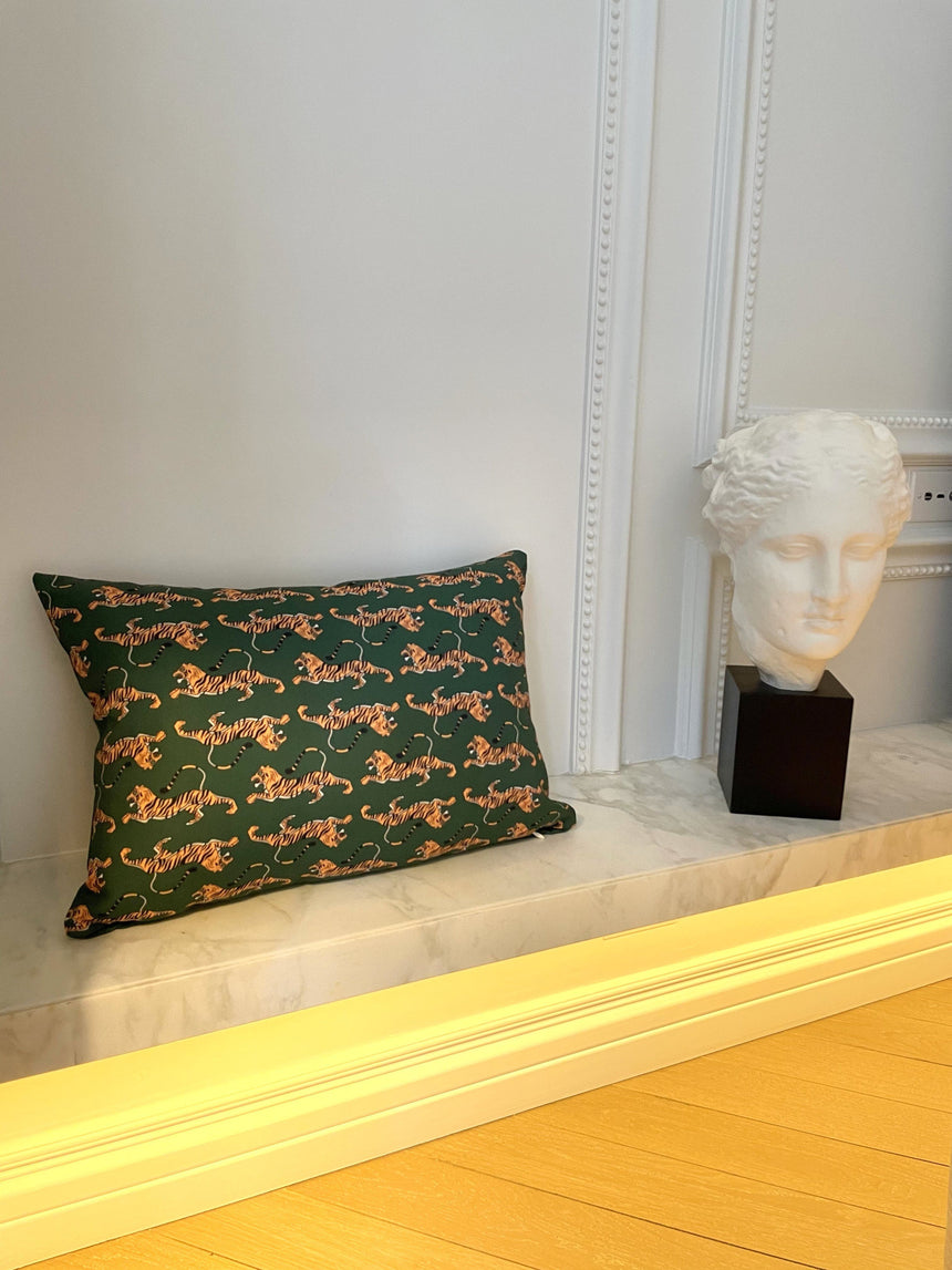 decorative pillows